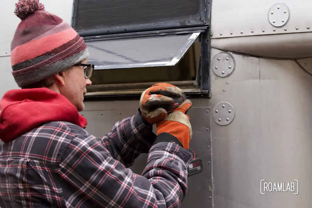 RV windows can always be a headache. But a DIY window replacement in a curved aluminum vintage truck camper poses special challenges. Check out these custom curved windows!