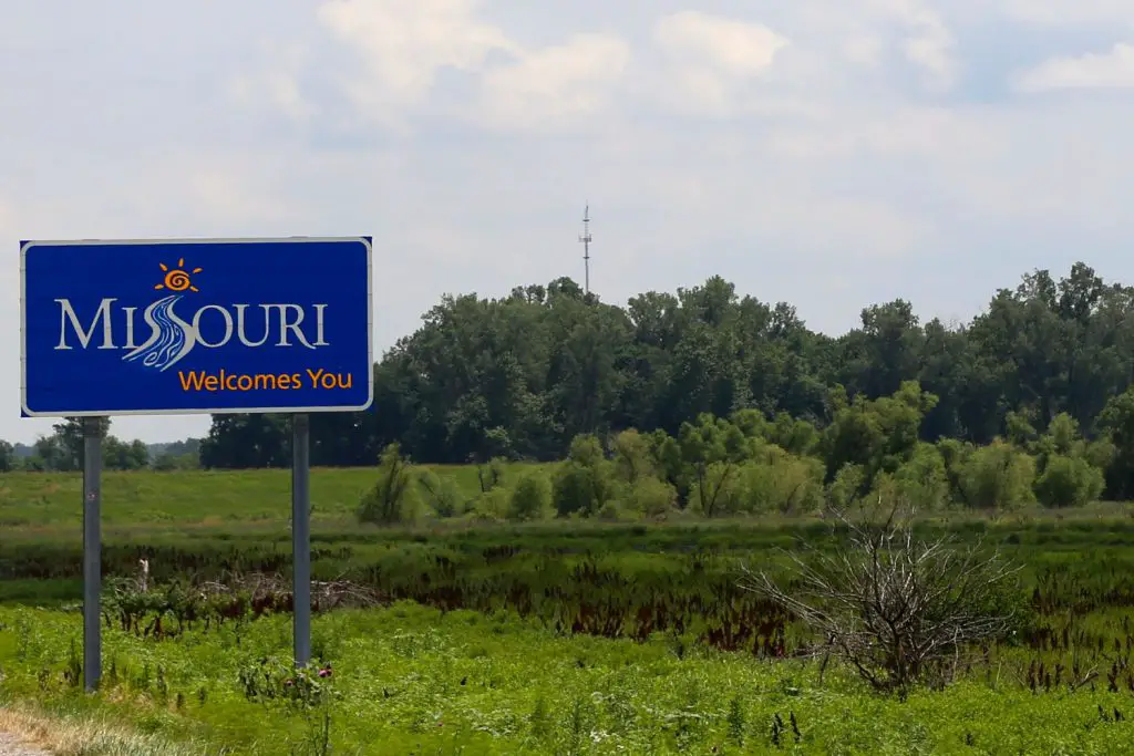 And, yes, two state border crossings in one day.  Thanks, Missouri!