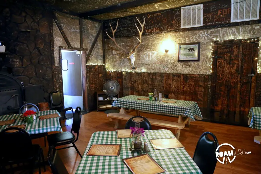 The dining room of Marysville House.