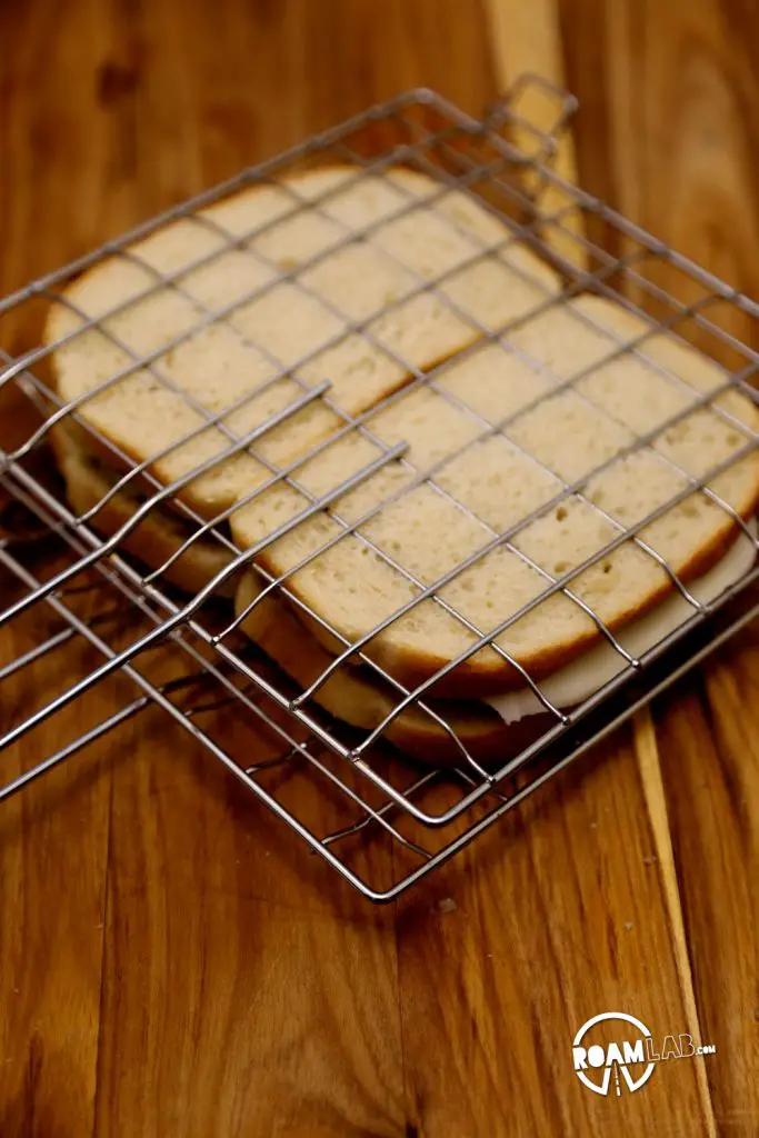 The Road Tripper’s Tuna Melt is a simple and flexible meal for the nomad. Most of the ingredients do not need any chilling to preserve and you can eat it hot or cold (though it wouldn't be a melt then)