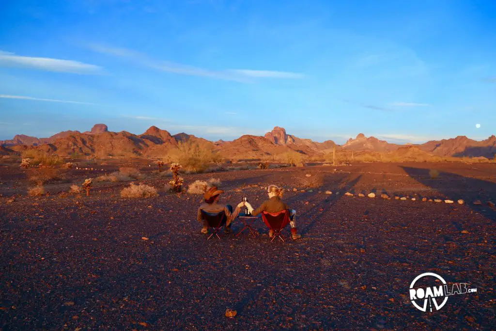 As the day wound down, it was again time to find a place to stay.  This time, though, we had enough time for some proper camping, so we drove into the KOFA National Wildlife Refuge.  This empty swath of Arizona desert sported an exquisite range of mountains and a valley all to ourselves.  It's these remote sites that spurred us to invest in a vehicle with 4-wheel drive.  Oh, is it worth it!