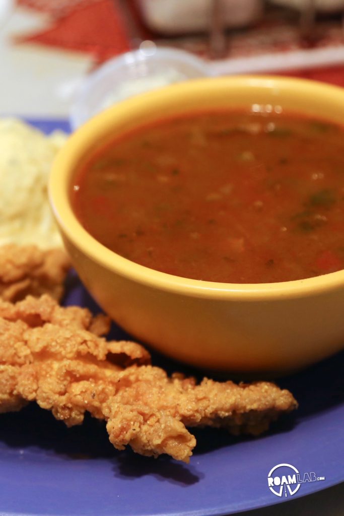 We didn't quite know what we were getting into when we ate that first bowl of gumbo.  But then, the thought occurred to me...and I snapped a picture.  Today, I regale you with the tail of our Great Gumbo Crawl.