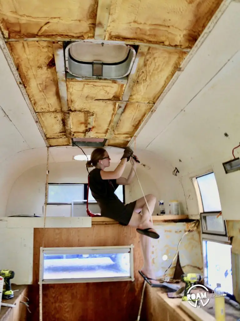 Stripping The Avion Ultra Truck Camper