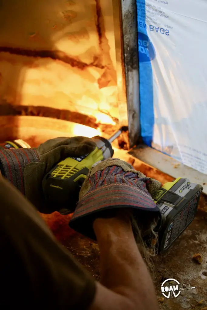 Stripping The Avion Ultra Truck Camper
