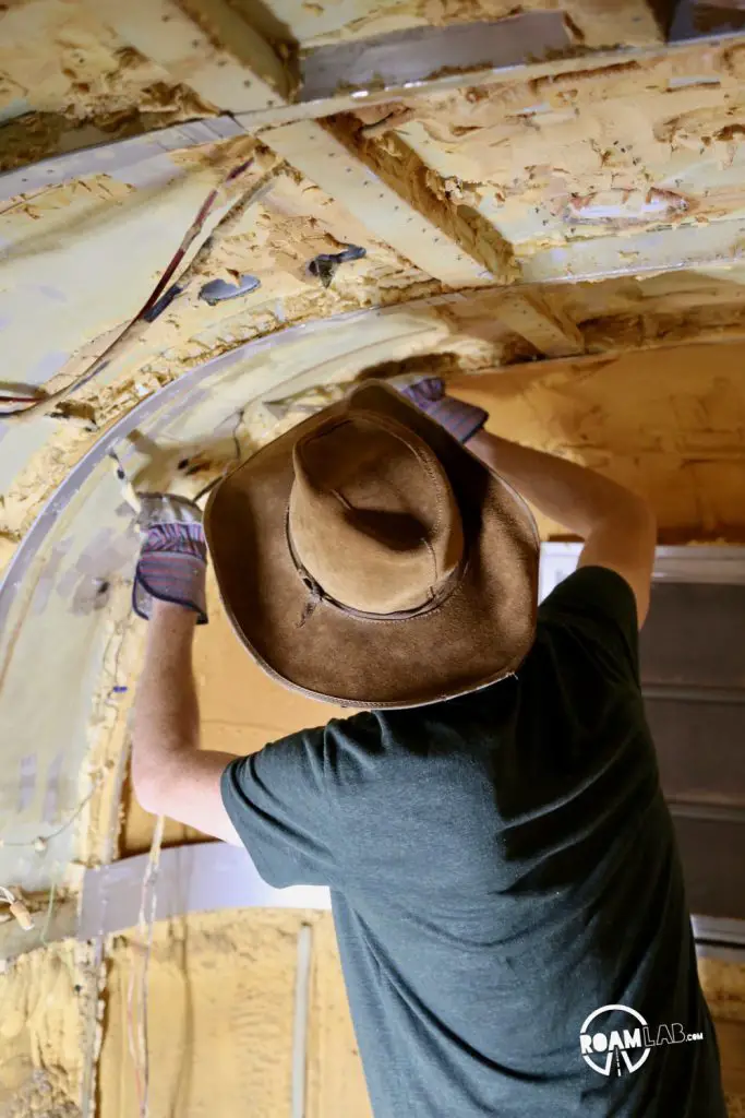Stripping The Avion Ultra Truck Camper