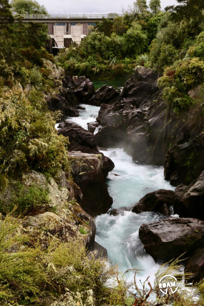 A day exploring the Aratiatia Rapids Dam, hiking Craters of the Moon, and an evening of hot tubbing in the geothermal springs of Taupo, New Zealand.