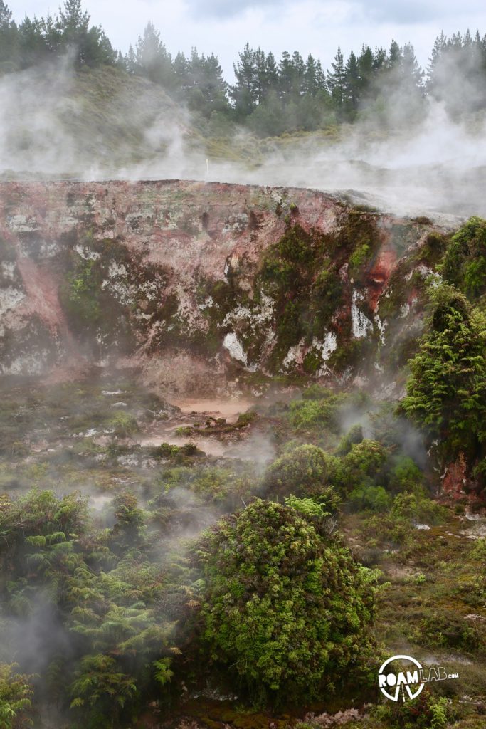 A day exploring the Aratiatia Rapids Dam, hiking Craters of the Moon, and an evening of hot tubbing in the geothermal springs of Taupo, New Zealand.