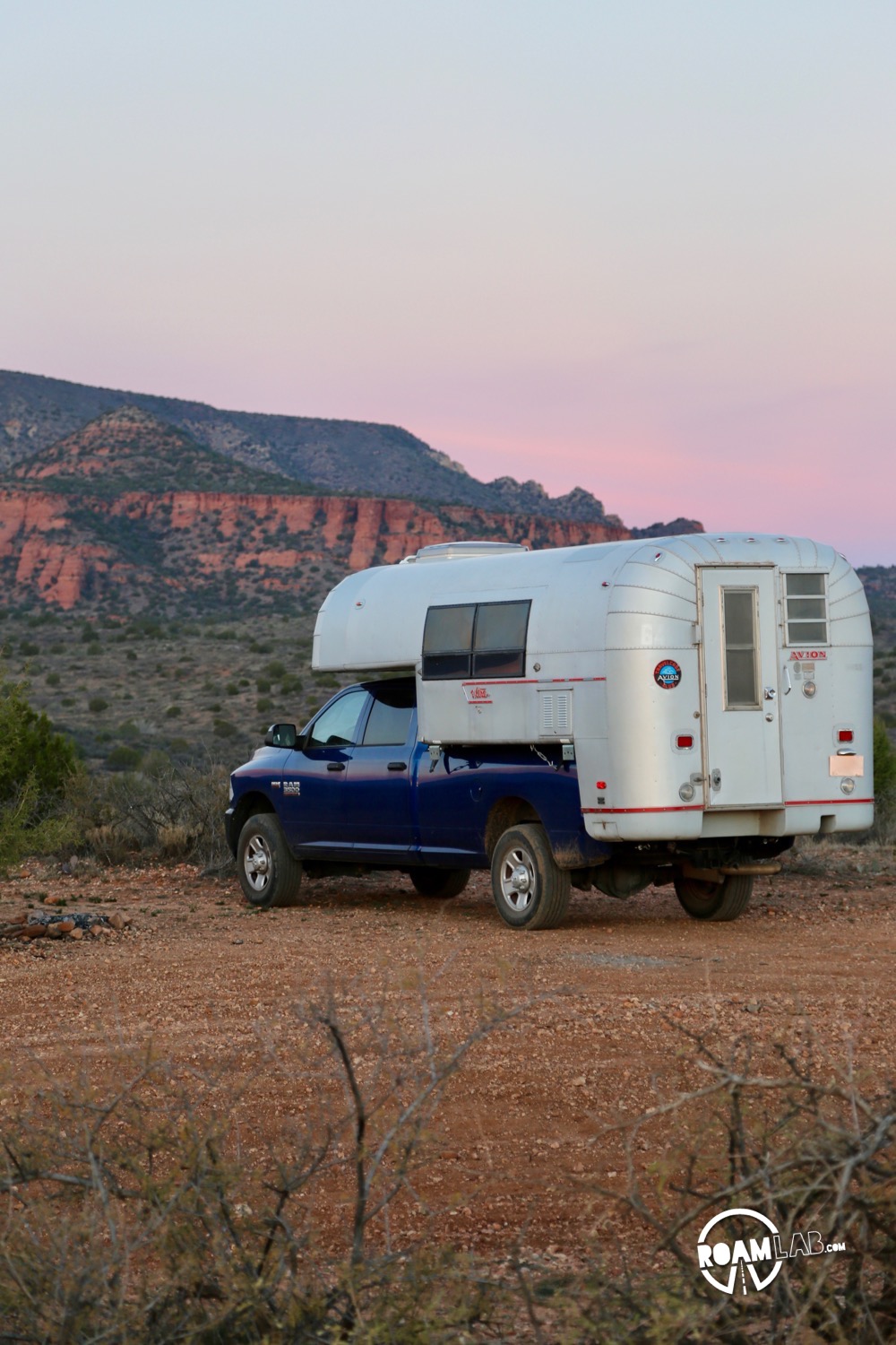 Like any tourist destination, finding a place to stay is a challenge. Most campgrounds are booked out in advance. But, if you have 4-wheel drive and a willingness to rough it without facilities, there are undeveloped campsites with amazing vistas along Forest Road 525C.