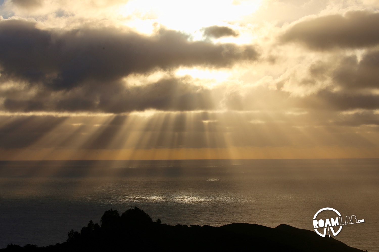 Buzzard's Roost hiking trail is a 3-mile loop trail following the Big Sur River, up shady redwood slopes, for brilliant sunset views of the Pacific Ocean.