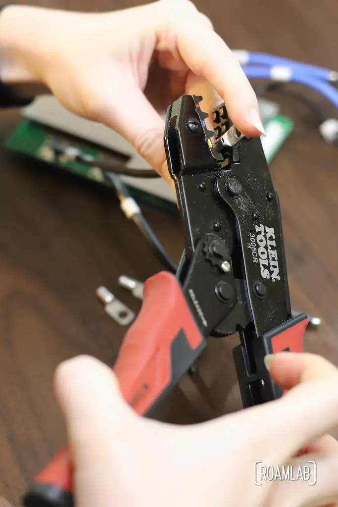 Crimping the main BMS power wires