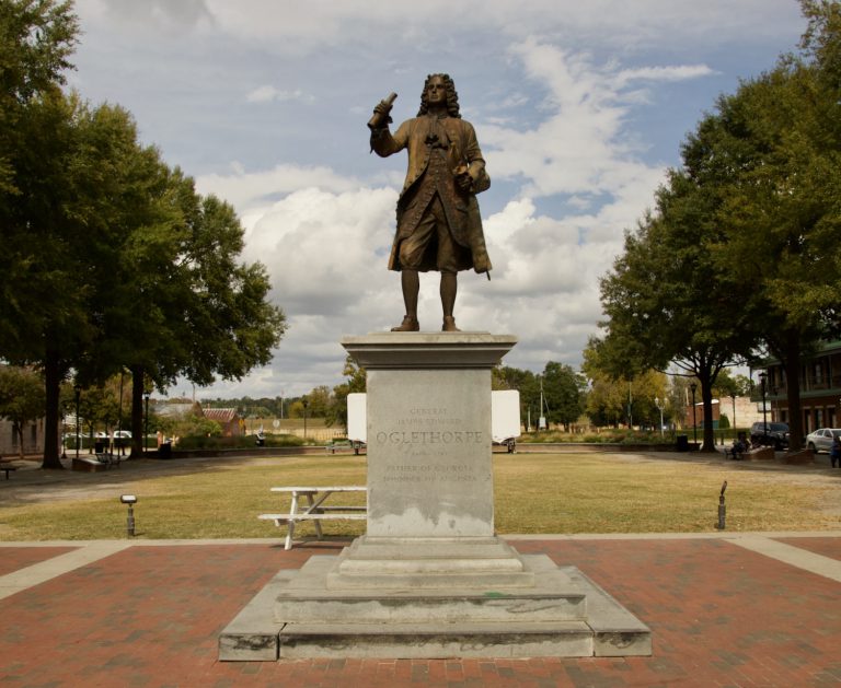 Statue of General James Edward Oglethorpe