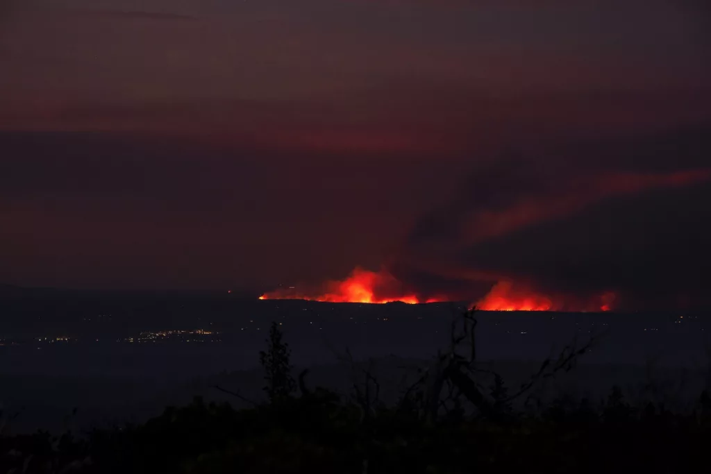 Flat Fire raging at night from the Oregon Cascades 100 course.